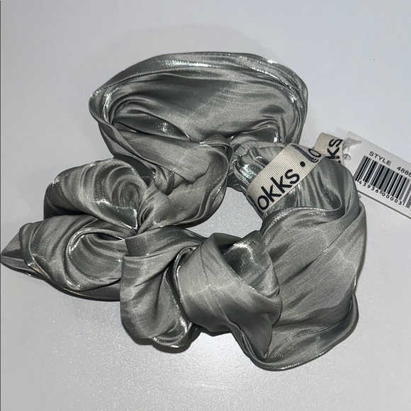 Lot of Lokks Silk Scrunchie Set - Black, Pink, Sage Green New w/ Tags #feminine - Picture 2 of 5